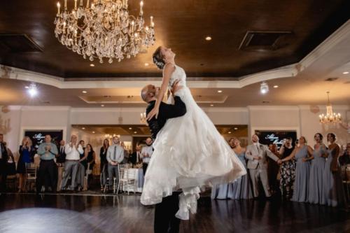 Wedding-Dance-Lift
